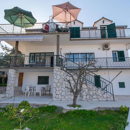 Apartments By The Sea Slatine, Ciovo - 1126 特罗吉尔 外观 照片